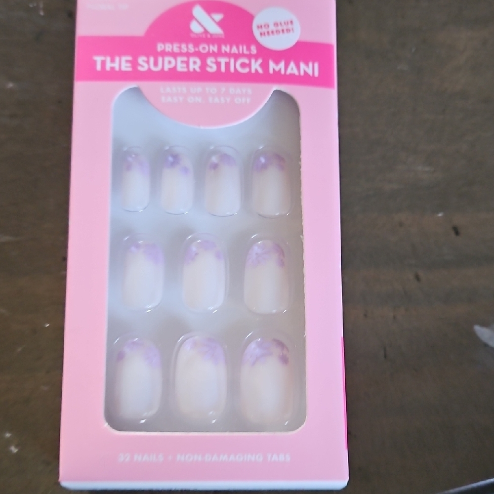 The Super Stick Mani Press-On Nails - Pink and Purple